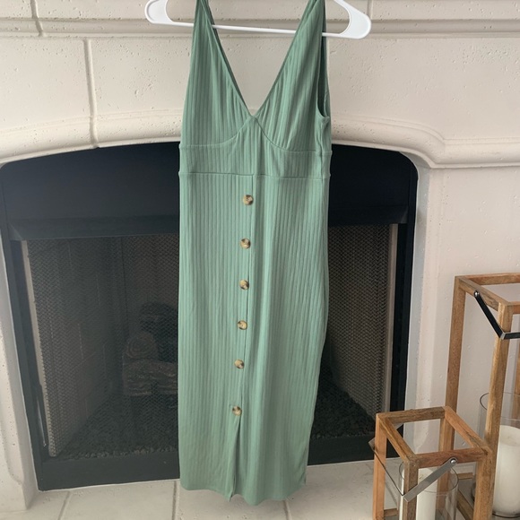 S O L D 🌿✨ NWOT Dress - Picture 2 of 7